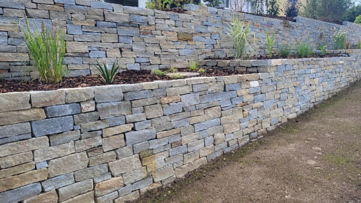 Mur paysager en pierre naturelle
